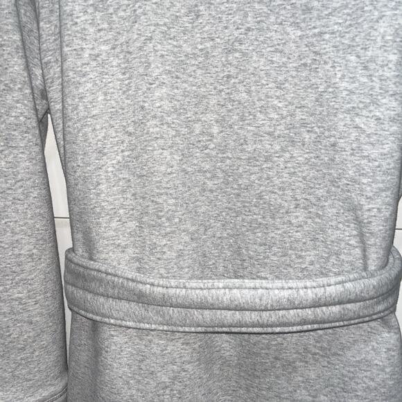 UGG Australia Women's Grey Plush Fleece Bathrobe Size Medium - Picture 10 of 10